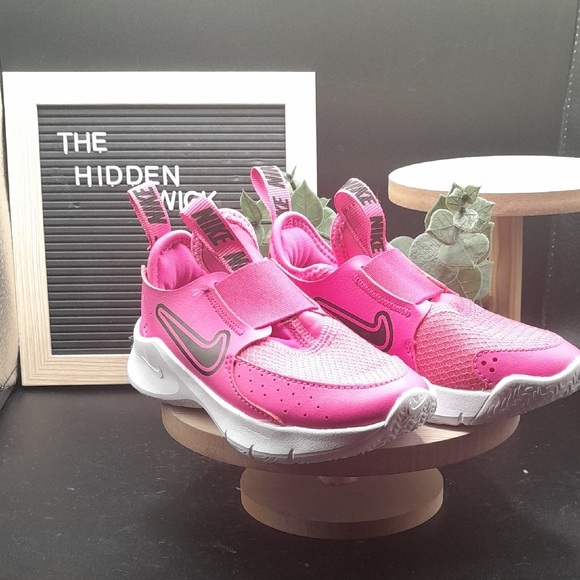 Nike Girls Flex Runner Pink And Black - Picture 1 of 6